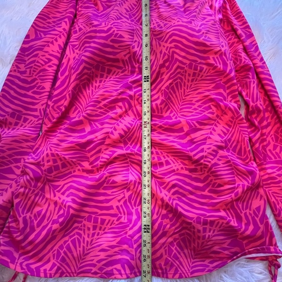 Kim Gravel x Swimsuits Long Sleeve Adjustable Side Tee Hidden Animal Size 14 - Picture 6 of 6